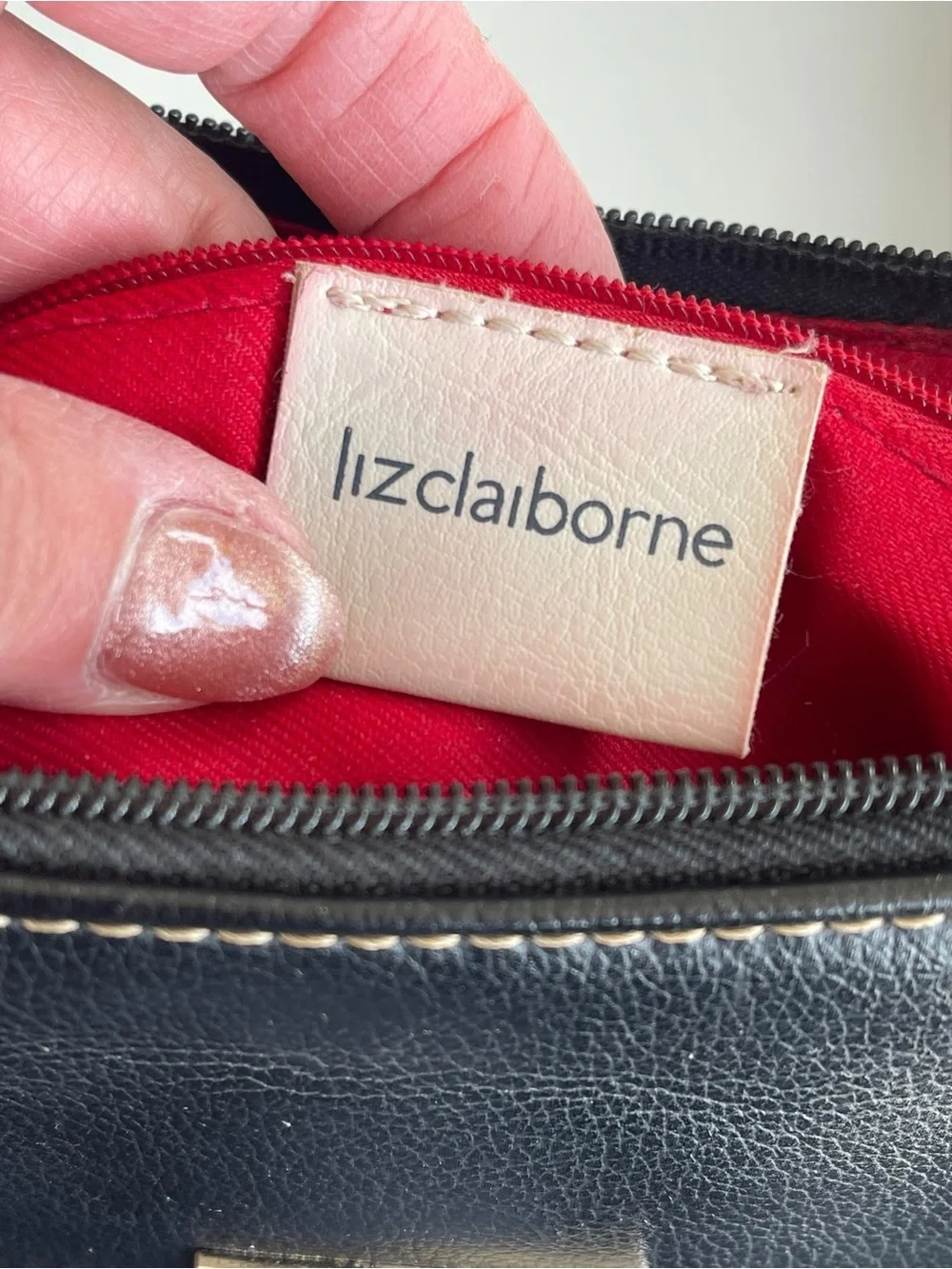 Vintage Liz Claiborne Black Faux Leather Crossbody Bag w Built-In Wallet